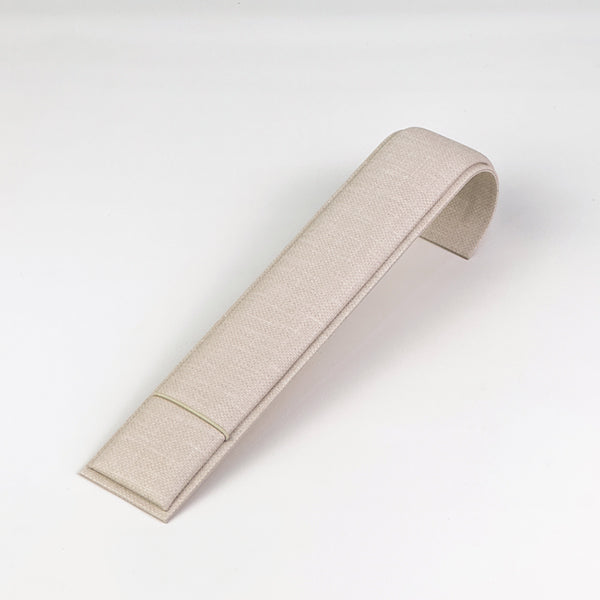 BH061 Bracelet Display Ramp Holder