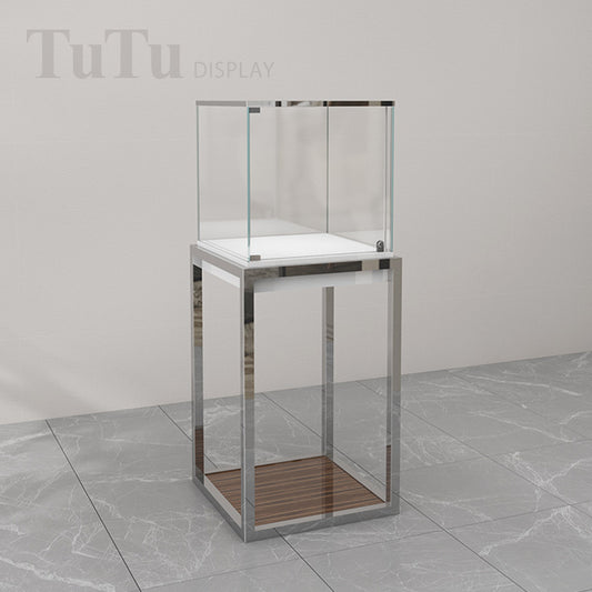 DM20 Tower Display showcase