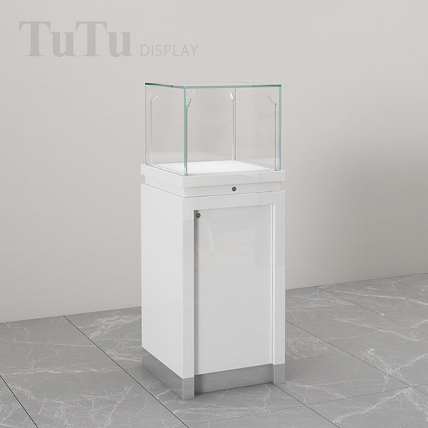 FA08 Glossy White Tower Showcase