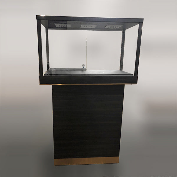 DM52 Window display showcse with sliding door