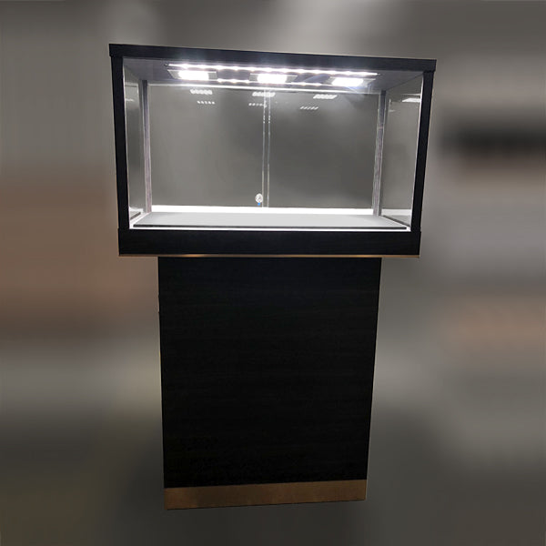 DM52 Window display showcse with sliding door