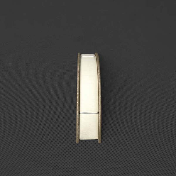 BH006 Display Leather Bracelet Jewelry Holder