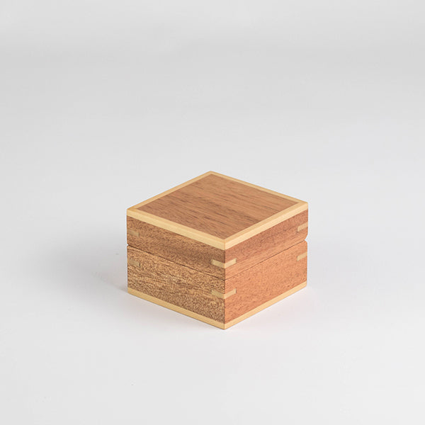 BX002 Jewelry Ring Box w/Led Light, Natural Wood Display Gift Box