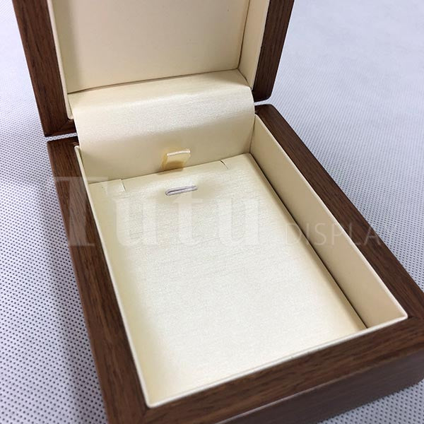 Walnut Wood pendant box | Jewelry box | Wooden pendant Box | Jewelry packaging box