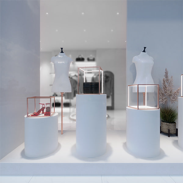 CR011 Garment Shop Front Display Stand Showcase Lighted
