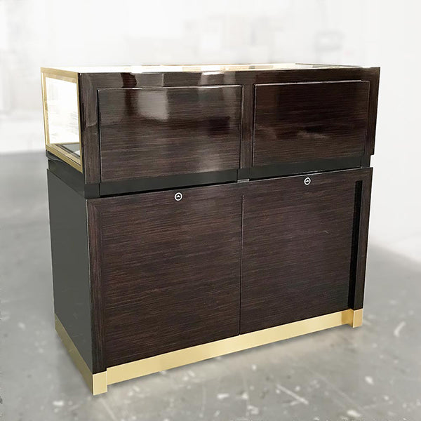 DM50 Metal Counter Showcase With All sides LED Light