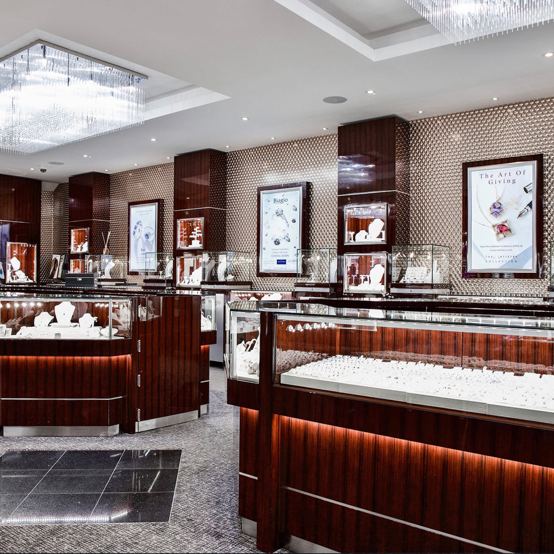 HIGH QUALITY DISPLAY CABINETS IN BIAGIO THE JEWELLER