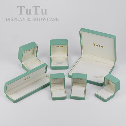 BX151 Jewellery Display Gift Box Set