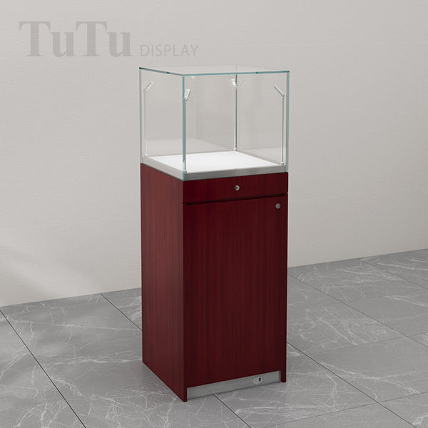 DM16 Glass Tower Showcase