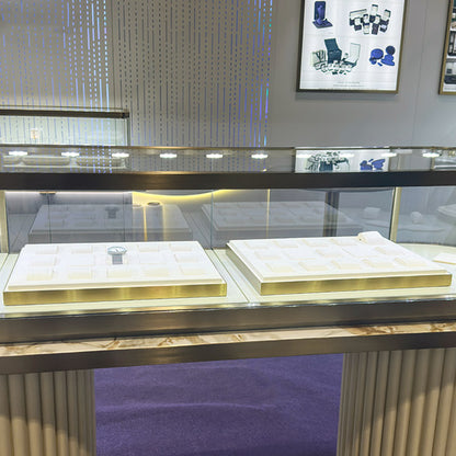 DS399   Watch Display Set for Counter Showcase