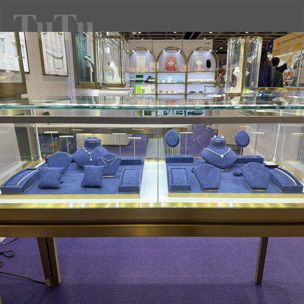 DS402  Jewellery Counter Display Set