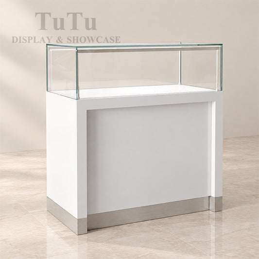FA07 Glossy White Showcase