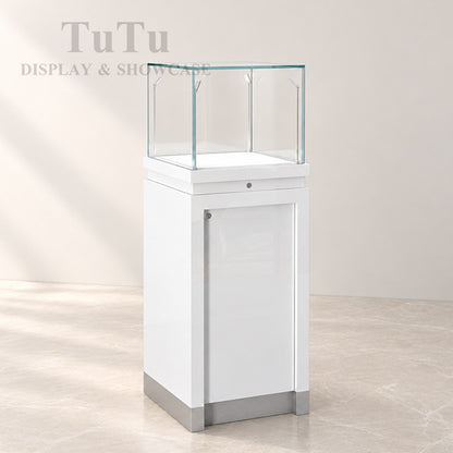 FA08 Glossy White Tower Showcase