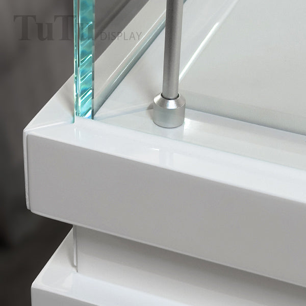 FA08 Glossy White Tower Showcase
