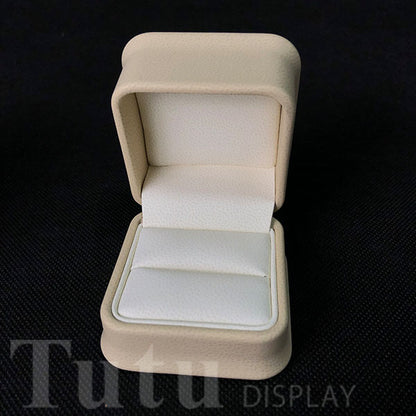 Ring box | Jewelry box | Gift box | Leather ring box