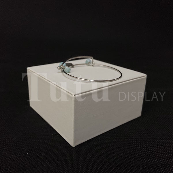 Jewelry display | Platform Display | Jewelry Riser
